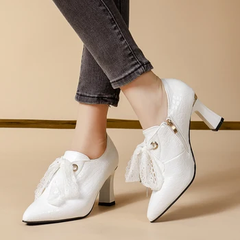 Rimocy Elegante Dedo Apontado Mulheres Ankle Boots De Saltos Altos Único Sapatos De Mulher 2022 Outono Branco Patente De Couro Botas De Senhoras Bombas